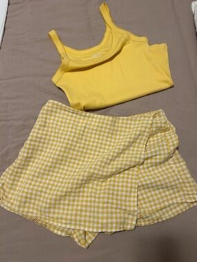 Like new Yellow Gingham Wrap Skort and tank